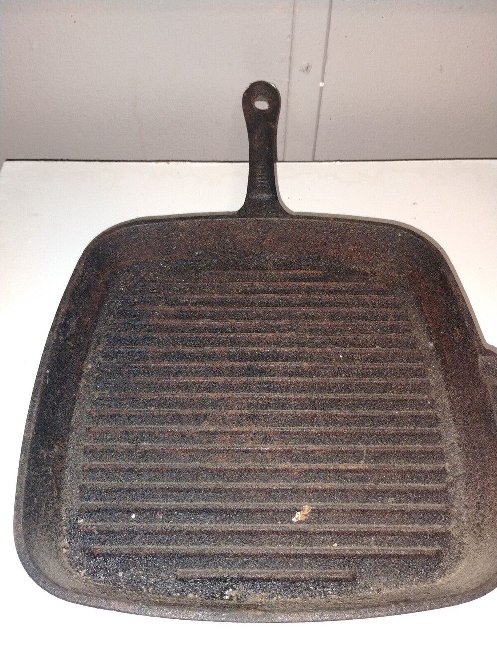 Vintage Lodge Cast Iron Square Grill Pan